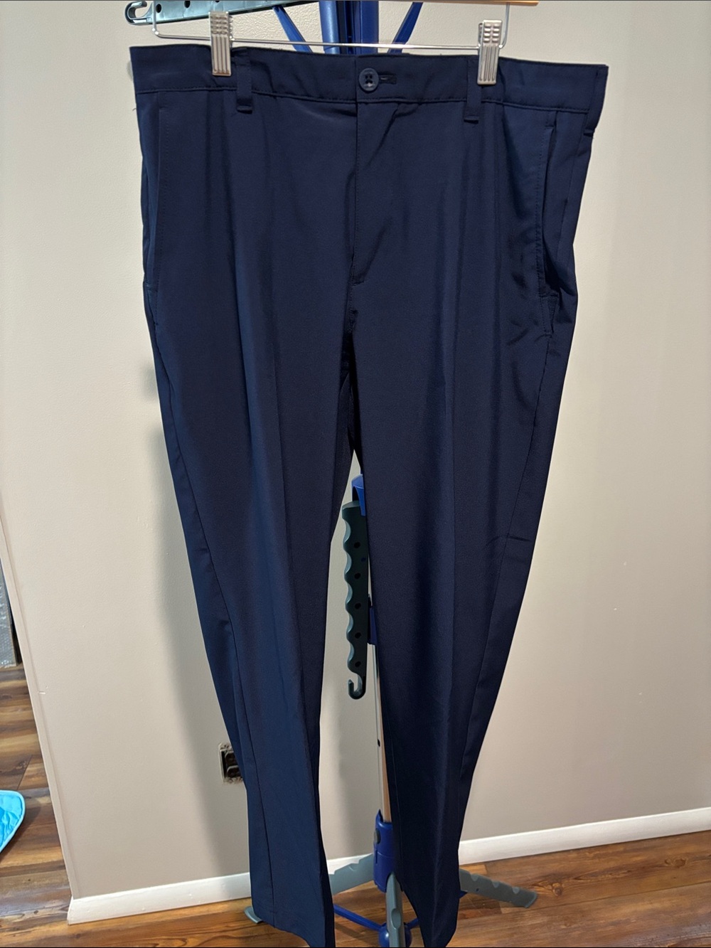 Izod Golf Men's Navy Dress Pants
